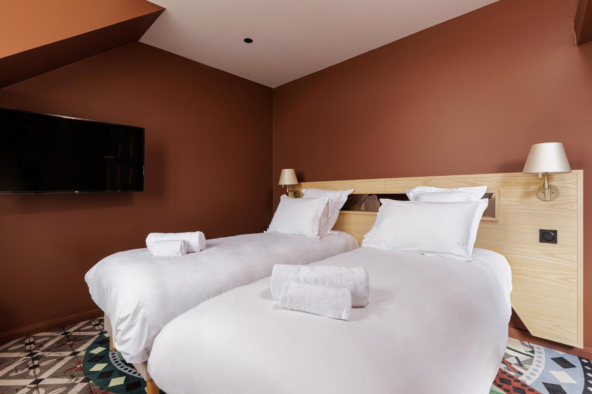 Hotel Cloitre - Entree Autonome, Reception En Ligne - Encore Mieux Orléans Exteriör bild