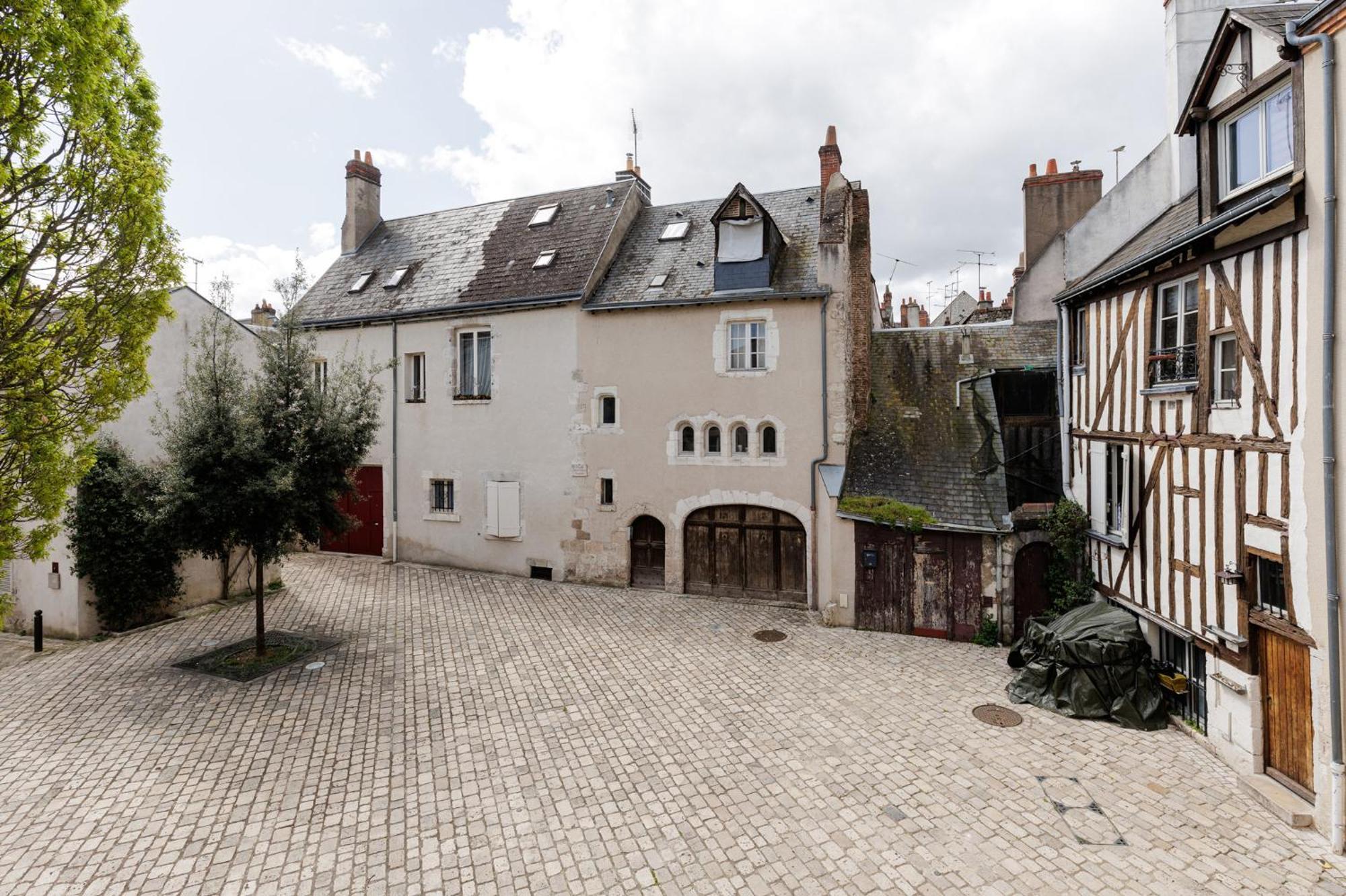 Hotel Cloitre - Entree Autonome, Reception En Ligne - Encore Mieux Orléans Exteriör bild